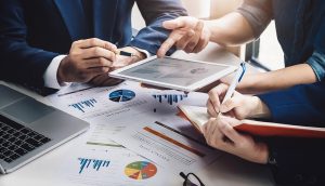 Lee más sobre el artículo Educación ejecutiva su importancia en el desarrollo empresarial en Lima